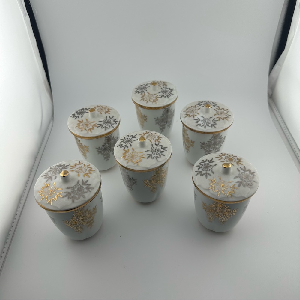 Vintage Maruka  Japan Set Of 6 tea cups with lids made in Japan Very Old